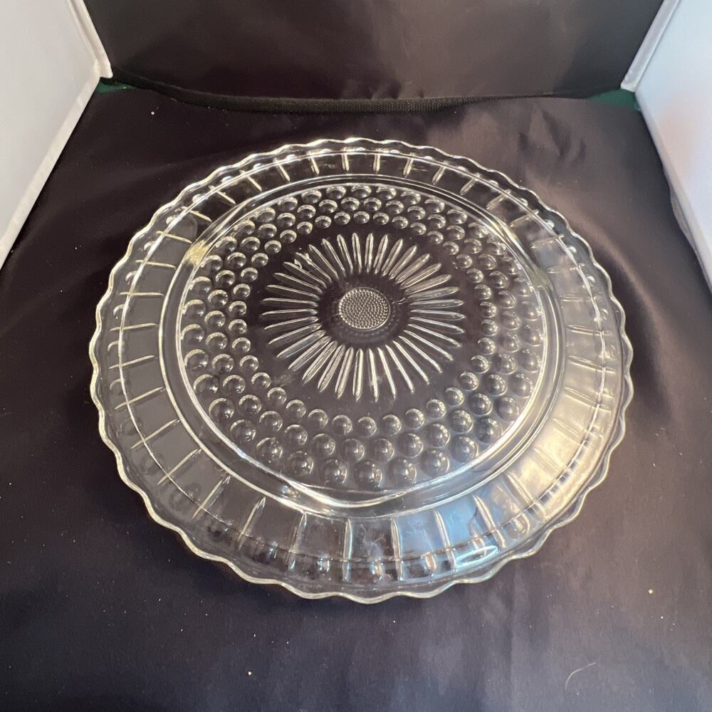 Vintage Federal Glass Sunburst/Dots Depression Glass Clear Footed Cake Plate - Picture 4 of 6